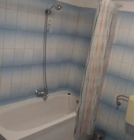 Rozena Apartment *